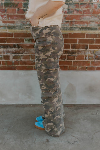 Nori Camo Cargo Jeans- Hidden