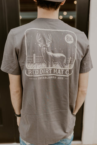 Men's Big Buck Graphic Tee- Red Dirt