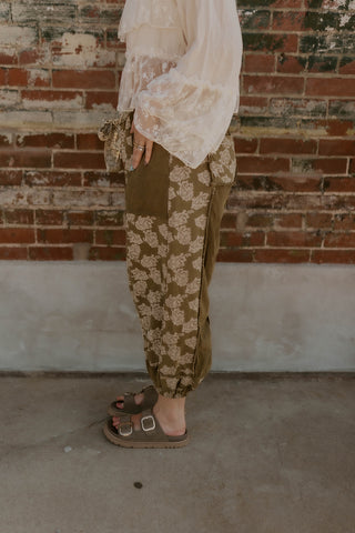 Free Spirit Bandana Joggers- Olive