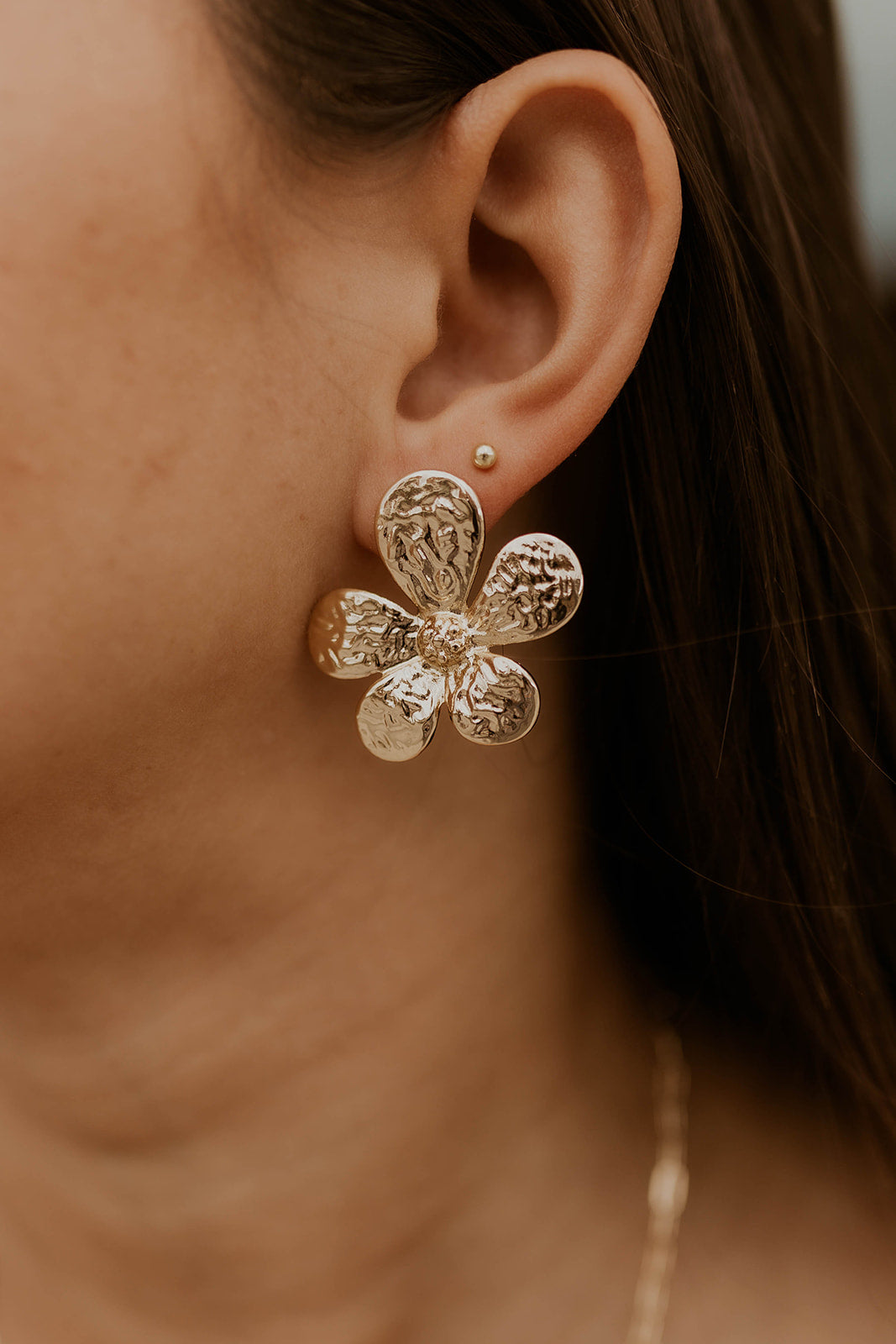 Gold Flower Earrings – The Rowe Boutique