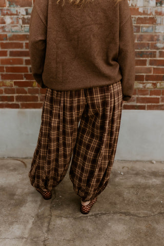 Plaid Around Pants