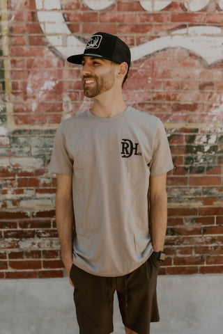 Men's Lone Stag Graphic Tee - Red Dirt Hat Co.