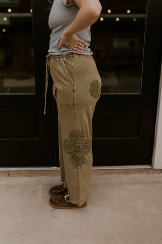 Garden Stitch Wide Leg Pants- Olive