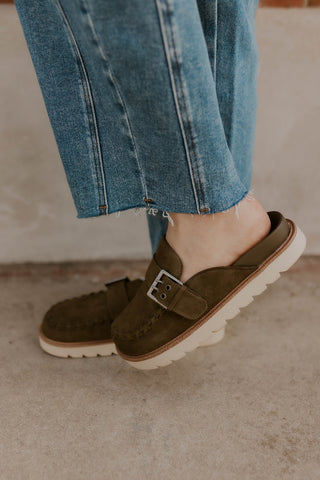 MIA Zaina Clogs- Olive