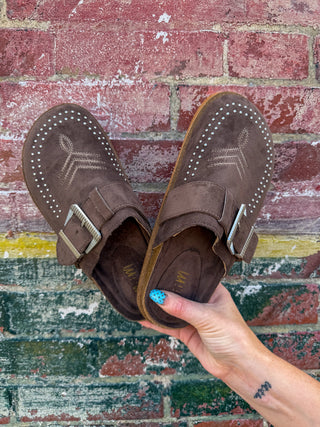 Josephine Clogs- Brown