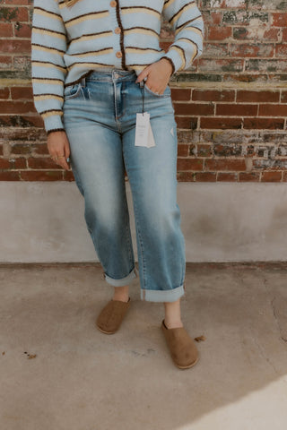 Molli Slouchy Barrel Jeans- J21 Eleven