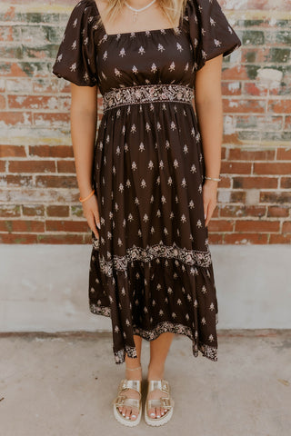 In The Details Bubble Sleeve Midi Dress