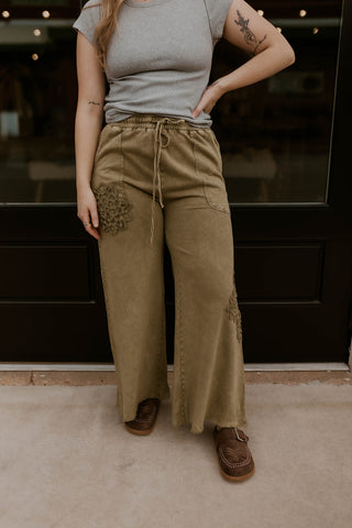 Garden Stitch Wide Leg Pants- Olive