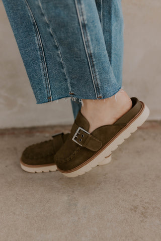 MIA Zaina Clogs- Olive