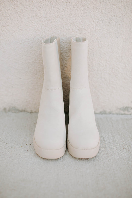 Grooves Platform Boots- Dirty Laundry