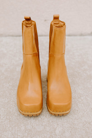 Justina Clog Boot- MIA